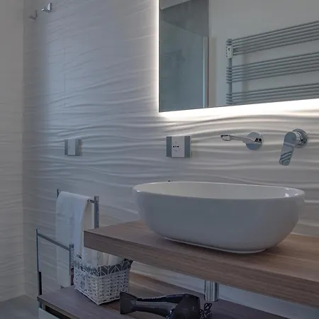 Prestige Metropolitana Mm1 Duomo Centro Milano Castello Sforzesco Stadio San Siro Forum Assago Apartamento *