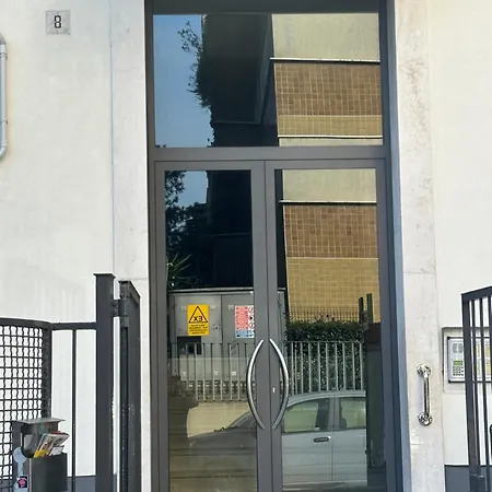 Prestige Metropolitana Mm1 Duomo Centro Milano Castello Sforzesco Stadio San Siro Forum Assago Corsico